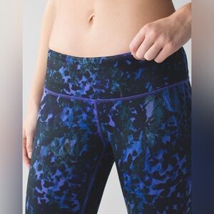 Lululemon Wunder Under Crop II *Full-On Luon (Size 6)
